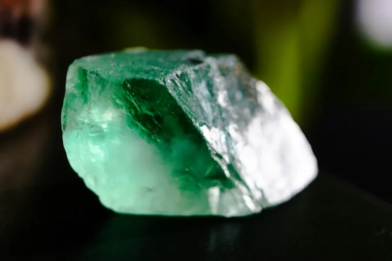Fluorite : signification, vertus, fragilité et comment en prendre soin